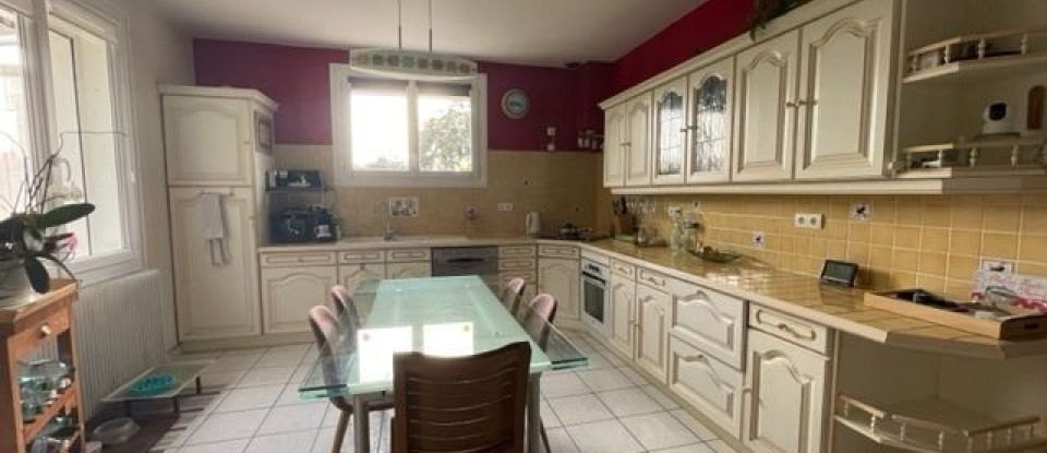 House 4 rooms of 74 m² in Lalinde (24150)