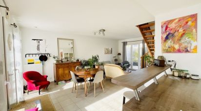 Maison 5 pièces de 85 m² à Les Sorinières (44840)