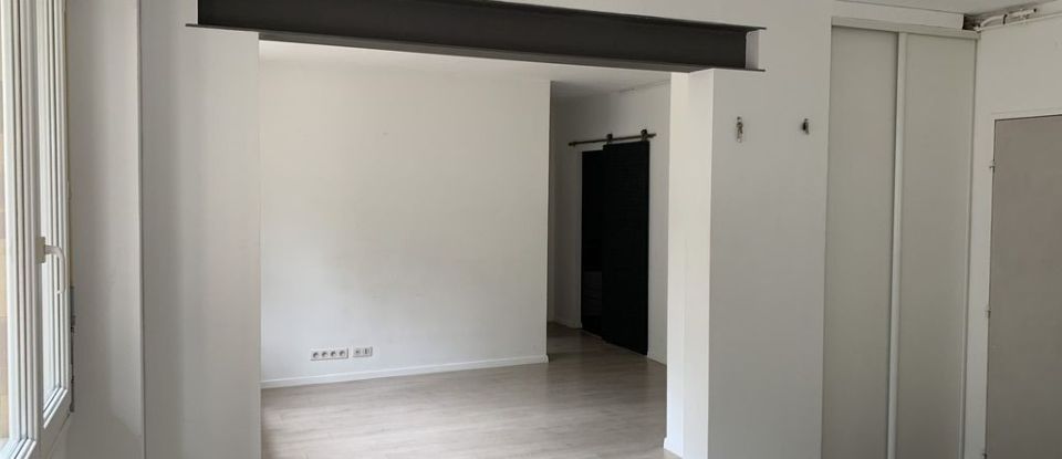 Apartment 3 rooms of 57 m² in Le Mans (72000)