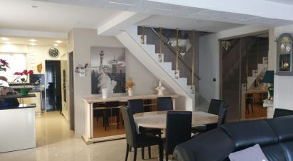Maison 6 pièces de 110 m² à Le Blanc-Mesnil (93150)