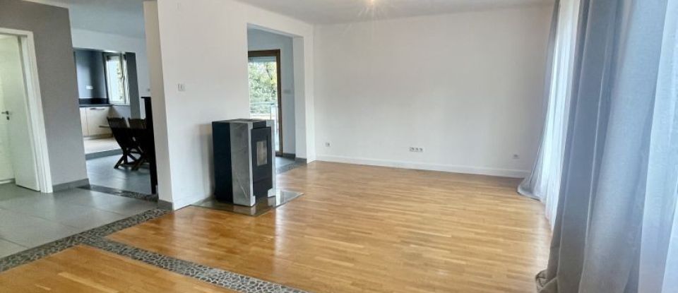 Maison traditionnelle 6 pièces de 110 m² à Creutzwald (57150)