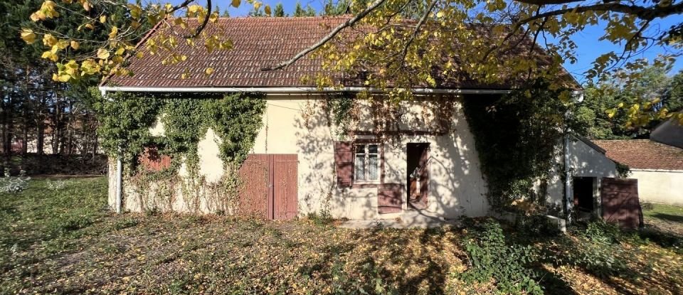 House 3 rooms of 72 m² in Chassenard (03510)