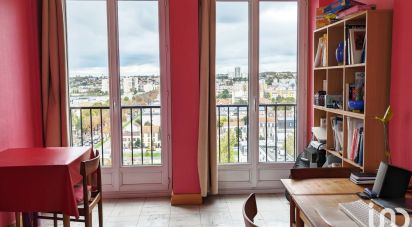 Apartment 4 rooms of 76 m² in Choisy-le-Roi (94600)