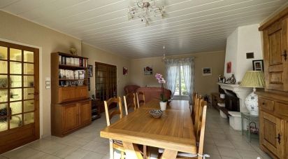 House 6 rooms of 158 m² in Mont-près-Chambord (41250)