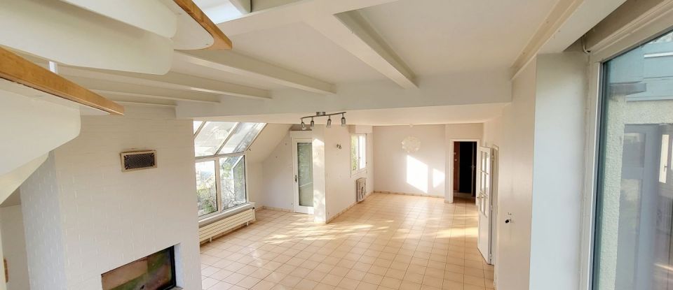 House 7 rooms of 149 m² in Fougères (35300)