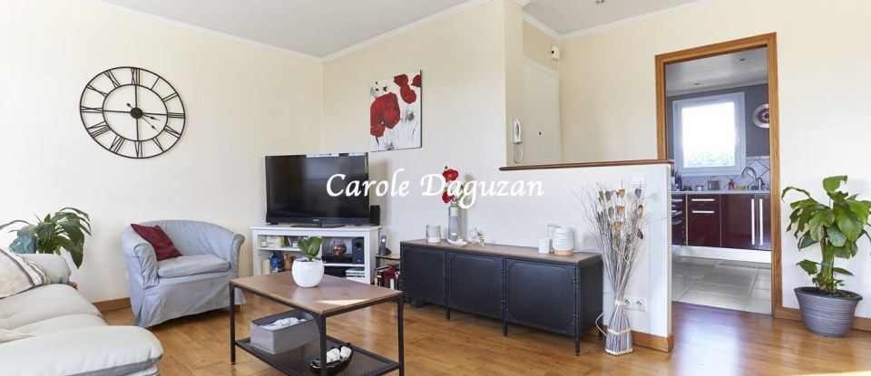Apartment 3 rooms of 67 m² in Le Chesnay (78150)