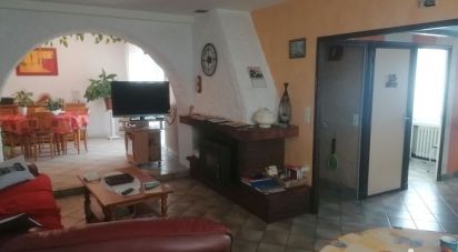 House 5 rooms of 145 m² in Moissat (63190)