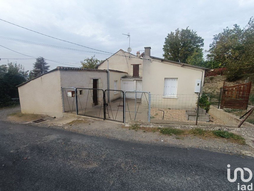 House 4 rooms of 77 m² in Vouneuil-sur-Vienne (86210)