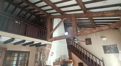 House 4 rooms of 138 m² in Cussac-Fort-Médoc (33460)
