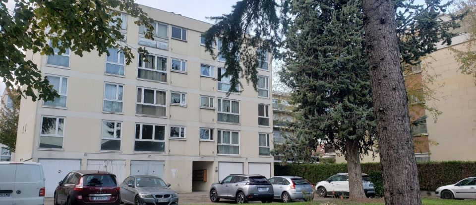 Apartment 3 rooms of 61 m² in Pierrefitte-sur-Seine (93380)