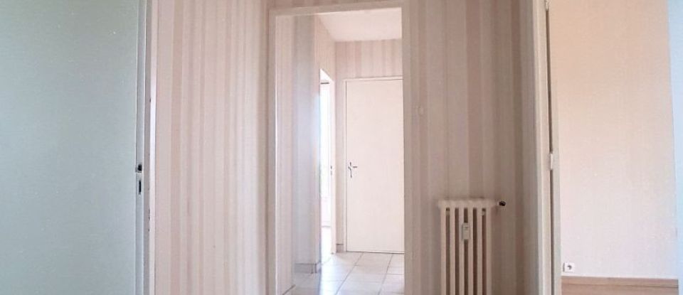 Apartment 3 rooms of 75 m² in Montélimar (26200)
