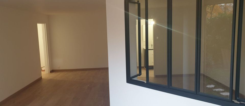 Apartment 2 rooms of 56 m² in Courcouronnes (91080)