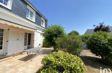 House 6 rooms of 120 m² in Saint-Nazaire (44600)
