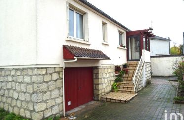 Maison traditionnelle 5 pièces de 80 m² à Sainte-Geneviève-des-Bois (91700)