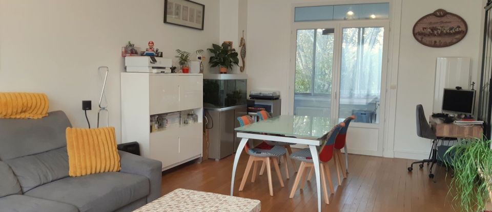 Appartement 4 pièces de 76 m² à Sainte-Geneviève-des-Bois (91700)