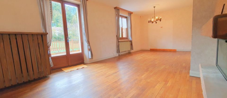 House 5 rooms of 100 m² in Jussey (70500)