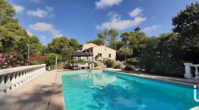 House 5 rooms of 175 m² in Roquefort-les-Pins (06330)