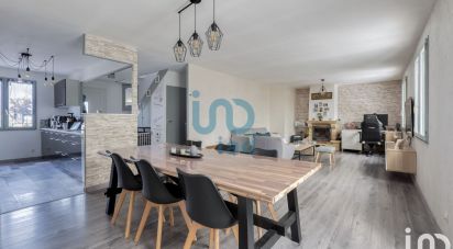 House 4 rooms of 118 m² in Rouvres-en-Multien (60620)