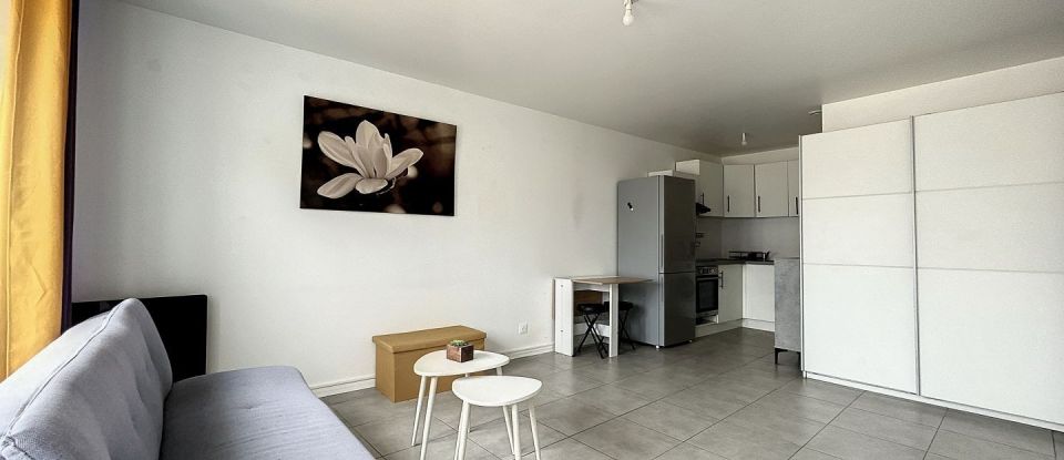 Apartment 1 room of 25 m² in La Houssaye-en-Brie (77610)