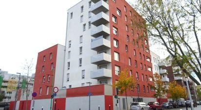 Apartment 3 rooms of 65 m² in Évry (91000)