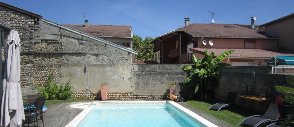 Maison 7 pièces de 187 m² à Chazey-sur-Ain (01150)