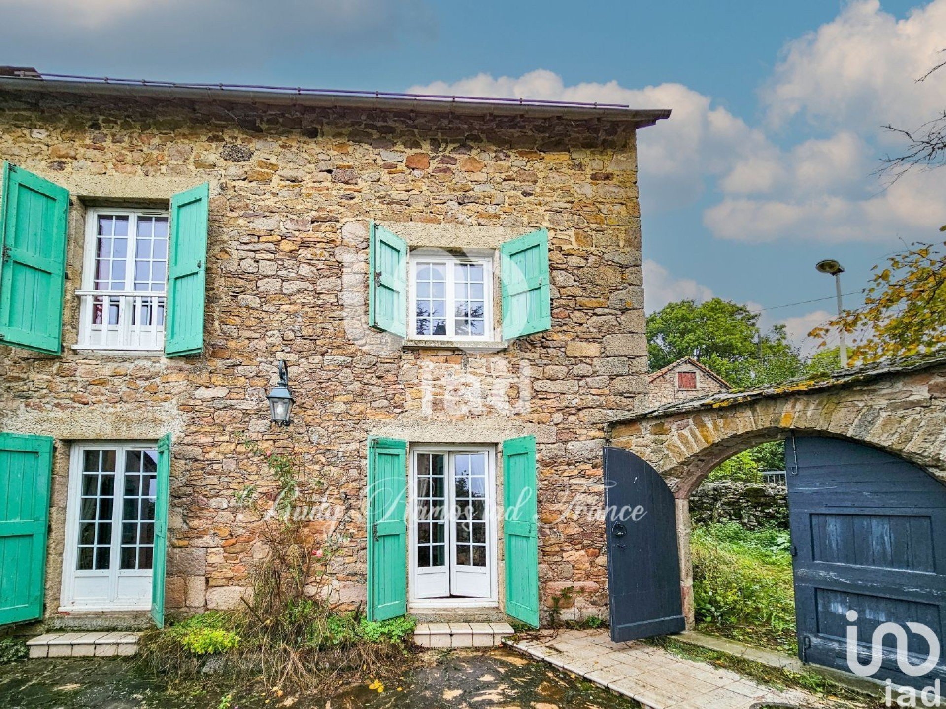 Maison 7 pièces de 190 m² à Sévérac d'Aveyron (12150)