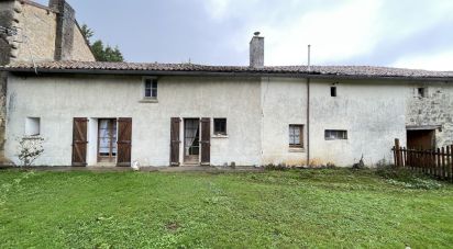 House 4 rooms of 65 m² in Pers (79190)