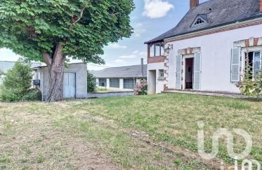 House 9 rooms of 137 m² in Val-du-Layon (49750)