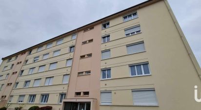 Apartment 3 rooms of 62 m² in Troyes (10000)