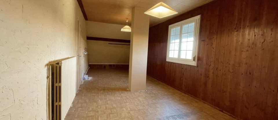 House 7 rooms of 212 m² in Soissons (02200)
