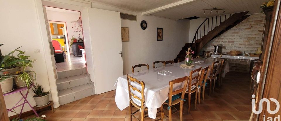 House 7 rooms of 366 m² in Montsoué (40500)