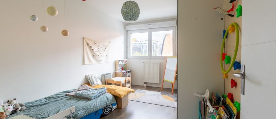 Apartment 4 rooms of 87 m² in Saint-Ouen-sur-Seine (93400)