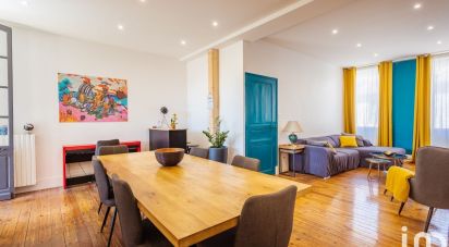 Maison 12 pièces de 240 m² à Montauban (82000)