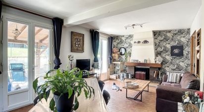 Maison 4 pièces de 115 m² à Cahors (46000)