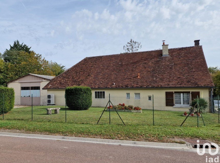 Maison 3 pièces de 82 m² à Rouilly-Sacey (10220)