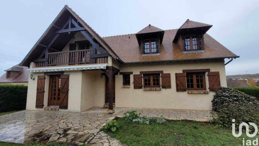 House 8 rooms of 150 m² in Pacy-sur-Eure (27120)