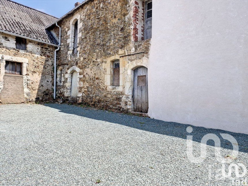 House 14 rooms of 250 m² in Val-du-Layon (49750)