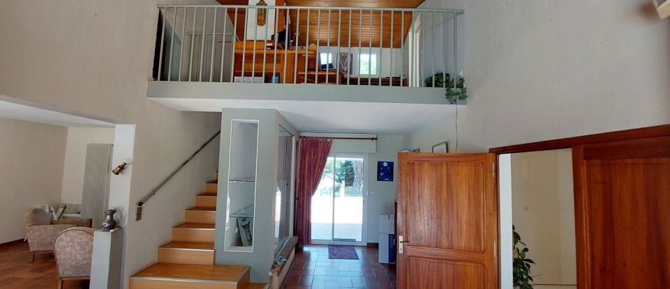 House 10 rooms of 237 m² in Bizanet (11200)
