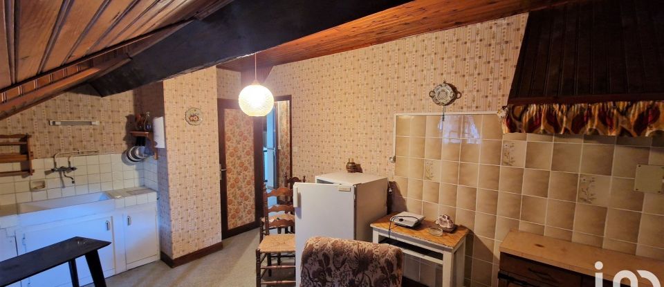 Appartement 8 pièces de 176 m² à Sarrancolin (65410)