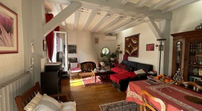 House 4 rooms of 85 m² in Bondy (93140)