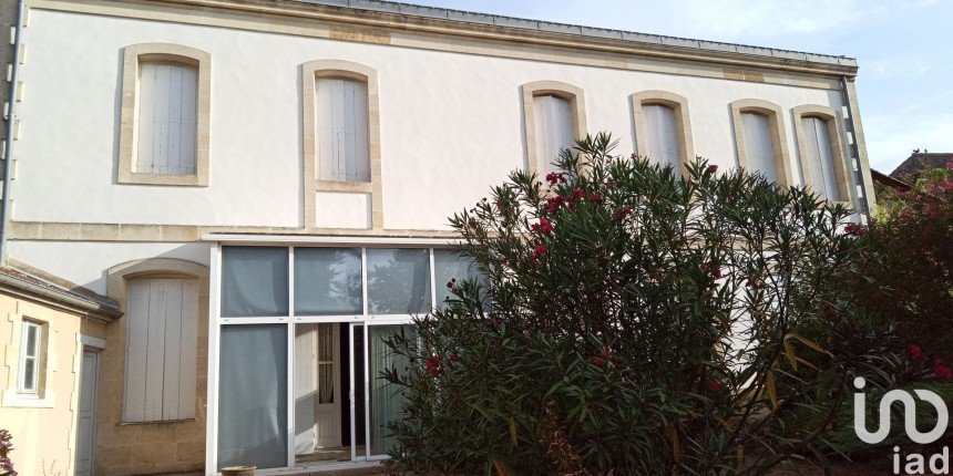 Maison 6 pièces de 342 m² à Gironde-sur-Dropt (33190)