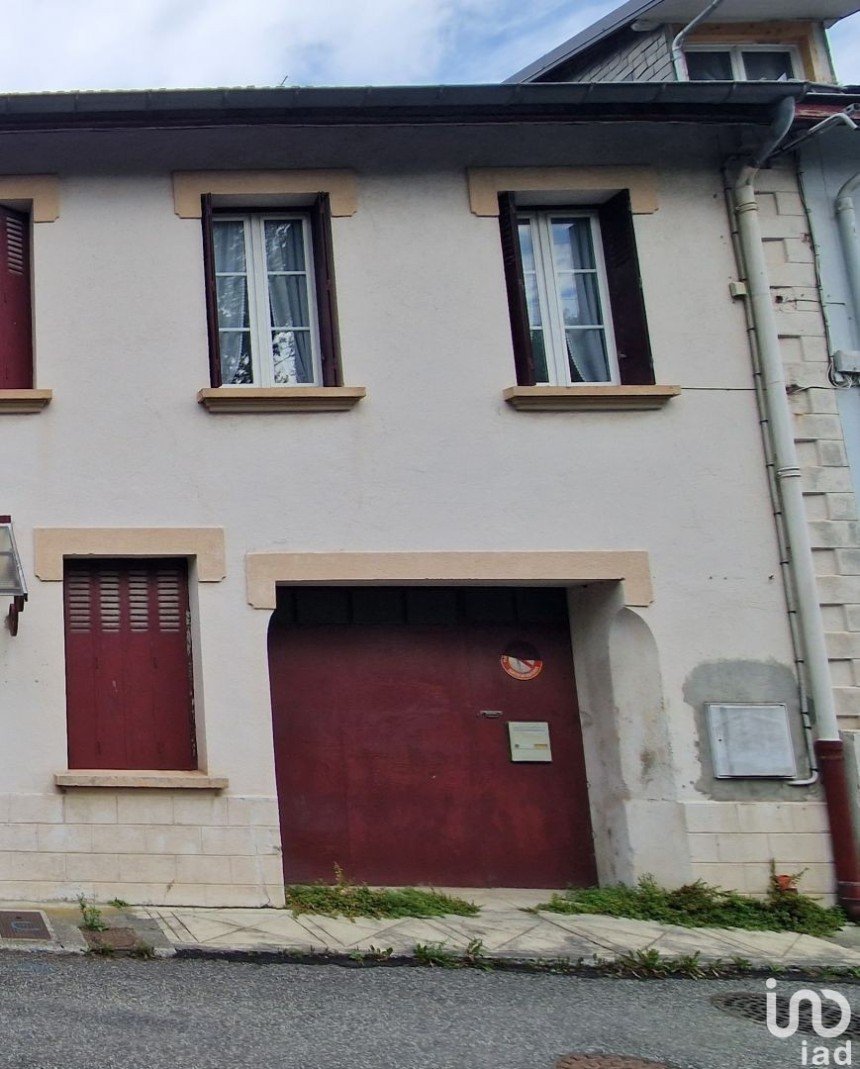 Parking/garage/box de 40 m² à Sarrancolin (65410)