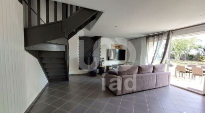 House 4 rooms of 125 m² in Bonneval (28800)