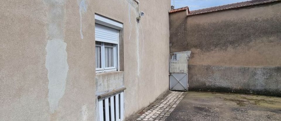 House 5 rooms of 102 m² in Briare (45250)