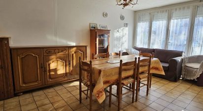 House 4 rooms of 98 m² in Morangis (91420)