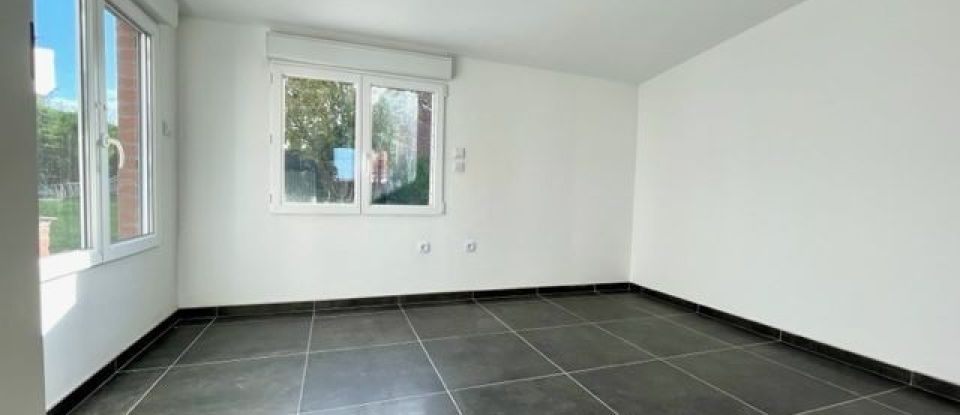 House 7 rooms of 110 m² in Hénin-Beaumont (62110)