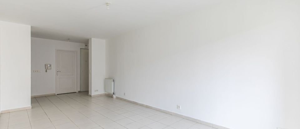 Apartment 1 room of 30 m² in Rosny-sous-Bois (93110)