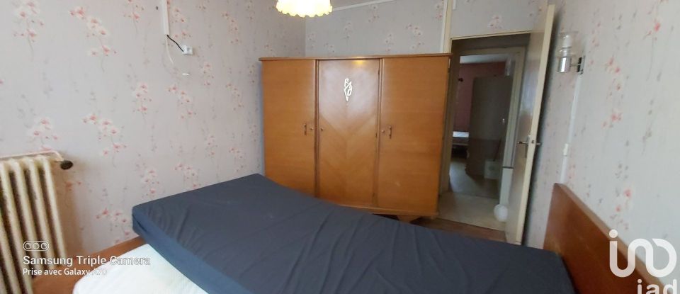 Apartment 4 rooms of 72 m² in SAINT-POL-SUR-MER (59430)