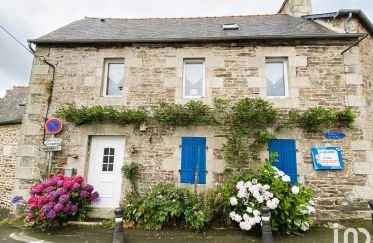 House 4 rooms of 80 m² in Lannion (22300)