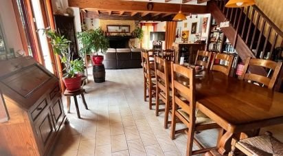 House 6 rooms of 138 m² in Moustey (40410)